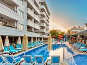 Bonapart Sealine Hotel