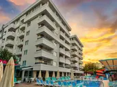 Bonapart Sealine Hotel