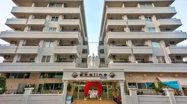 Bonapart Sealine Hotel