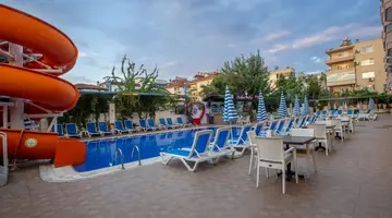 Bonapart Sealine Hotel