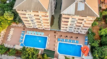 Bonapart Sealine Hotel