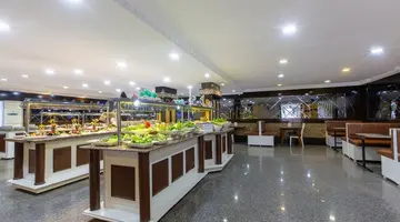 Bonapart Sealine Hotel