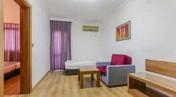 Bonapart Sealine Hotel