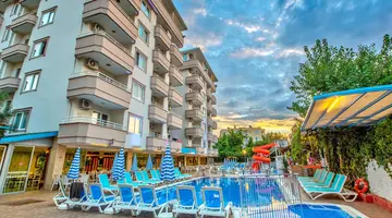 Bonapart Sealine Hotel