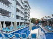 Bonapart Sealine Suit Hotel