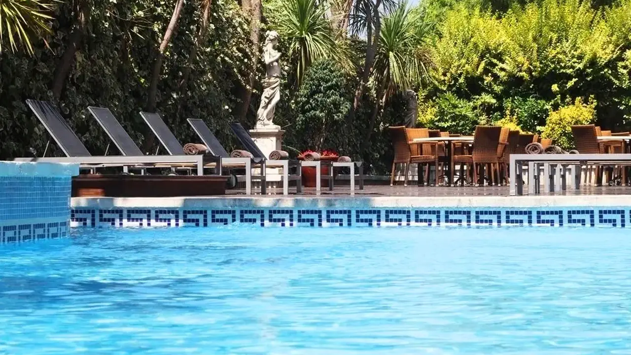 Bondia Augusta Club - Adults Only