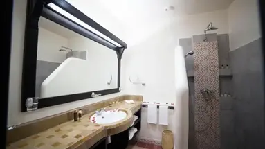 Borjs Hotel Suites & Spa