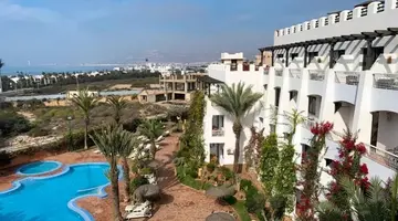 Borjs Hotel Suites & Spa