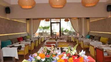 Borjs Hotel Suites & Spa
