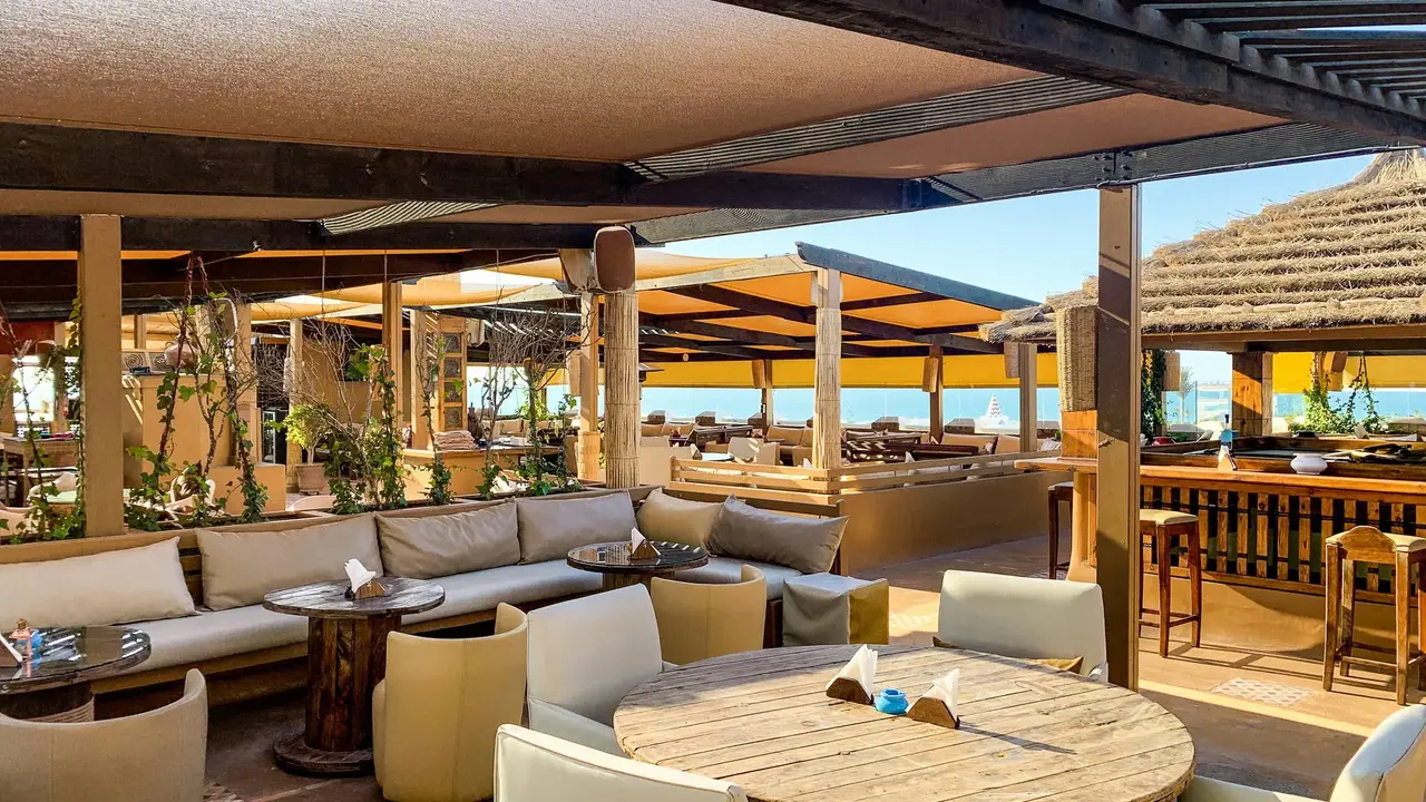 Borjs Hotel Suites & Spa