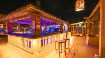 Borjs Hotel Suites & Spa