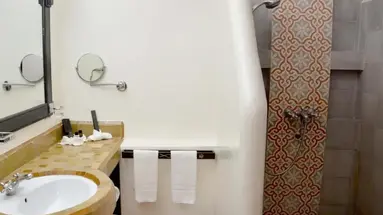 Borjs Hotel Suites & Spa