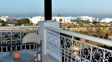 Borjs Hotel Suites & Spa