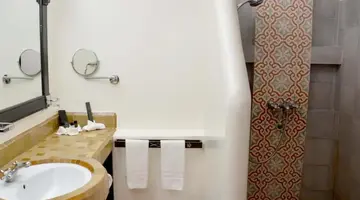 Borjs Hotel Suites & Spa