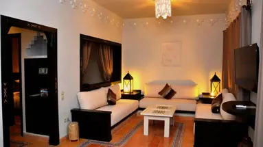 Borjs Hotel Suites & Spa