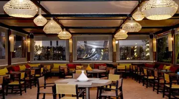 Borjs Hotel Suites & SPA