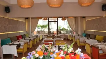 Borjs Hotel Suites & SPA