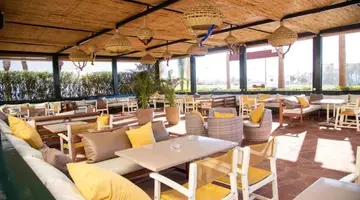 Borjs Hotel Suites & SPA