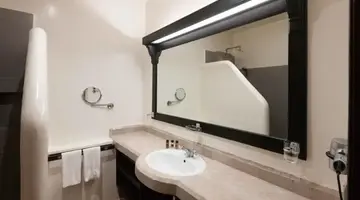 Borjs Hotel Suites & SPA