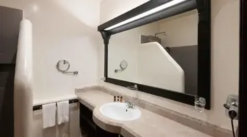Borjs Hotel Suites & Spa