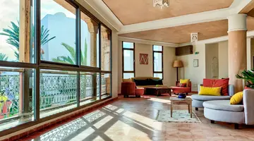 Borjs Hotel Suites & Spa