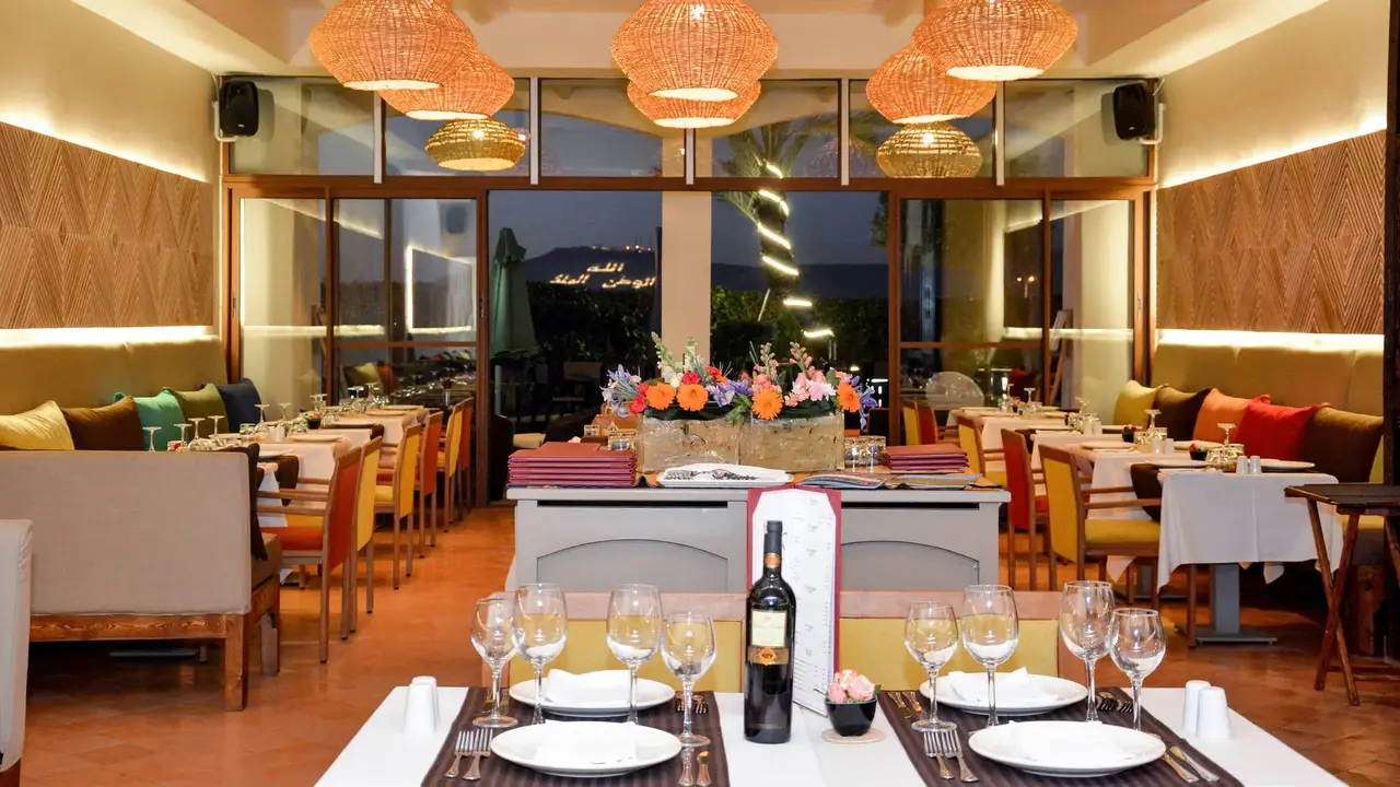 Borjs Hotel Suites & Spa