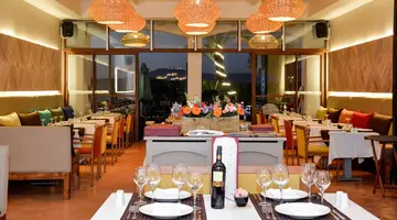 Borjs Hotel Suites & Spa