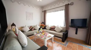 Borjs Hotel Suites & Spa