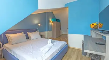 BOULEVARD BOUTIQUE HOTEL