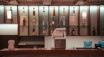Bounty Hotel