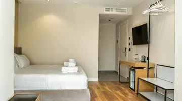 Bounty Hotel