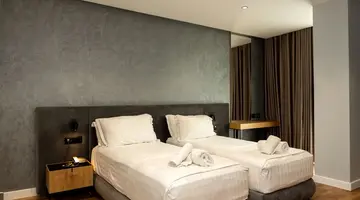 Bounty Hotel