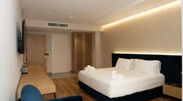 Bounty Hotel