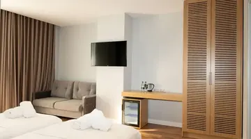 Bounty Hotel