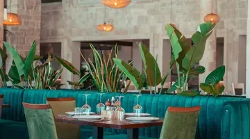 Bounty Hotel