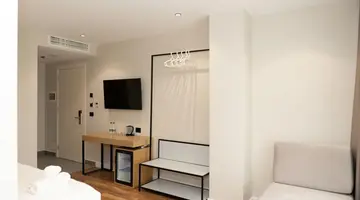 Bounty Hotel