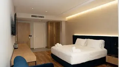 Bounty Hotel
