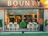 Bounty Hotel