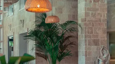 Bounty Hotel