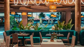 Bounty Hotel