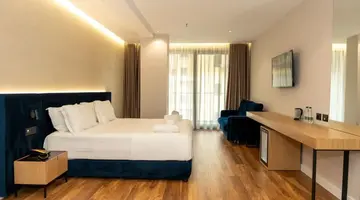 Bounty Hotel