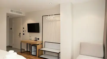 Bounty Hotel