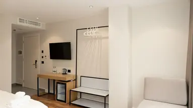 Bounty Hotel