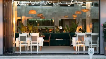 Bounty Hotel