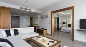 Boutique 5 Hotel and Spa