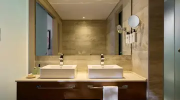 Boutique 5 Hotel and Spa