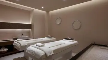 BOUTIQUE 5 HOTEL & SPA