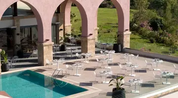 BOUTIQUE 5 HOTEL & SPA