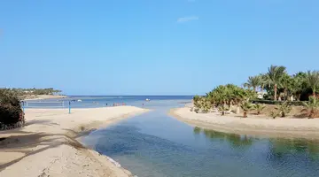 Brayka Bay Resort