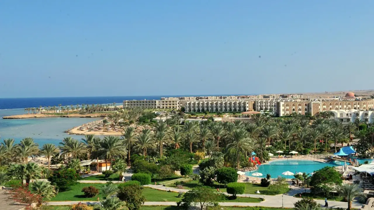 BRAYKA BAY RESORT